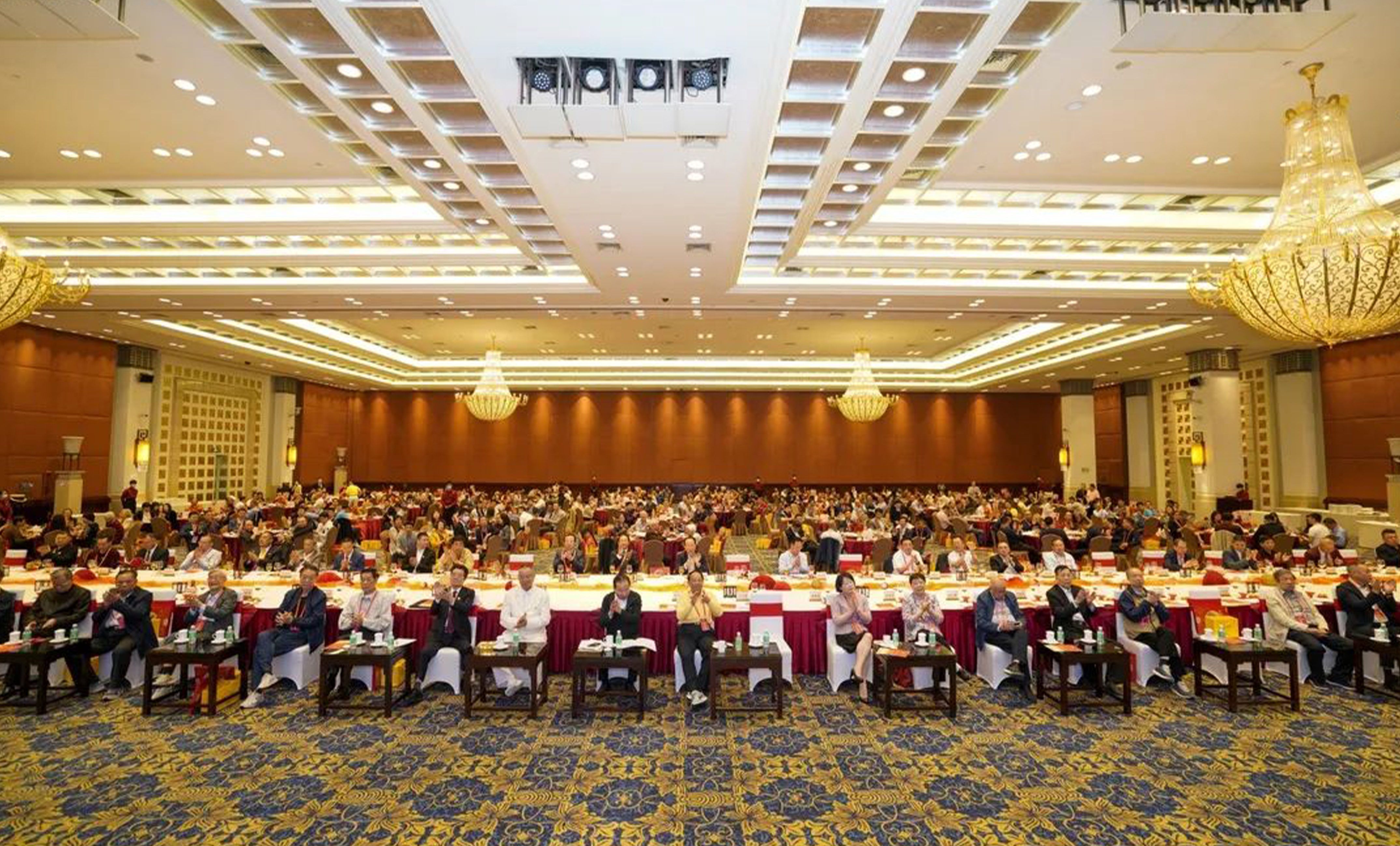 廣東省潮人海外聯誼會第八屆第二次會員代表大會暨新春茶敘會在廣州隆重召開