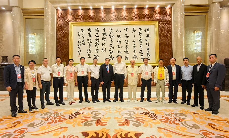 陳幼南執行主席率團出席第三屆世界桂商暨商會經貿文化交流合作大會