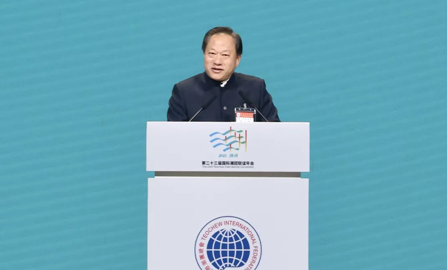 國際潮團總會主席、新加坡潮州八邑會館會長吳木興